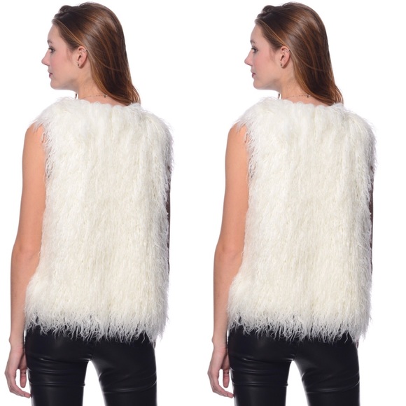 Yoli Rapp Mongolian faux fur vest - Picture 2 of 7